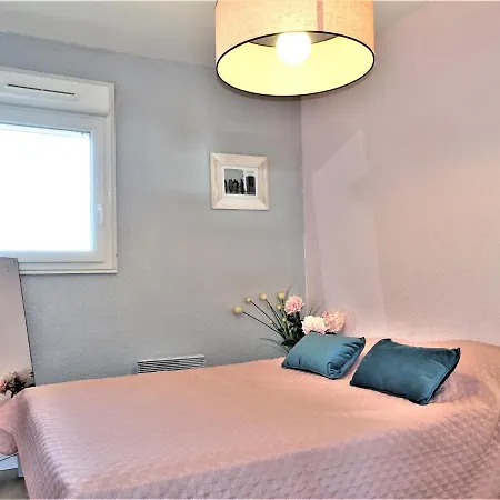 Les Capounades-2 By Interhome ناربون بلاج