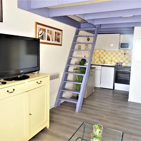 Les Capounades-2 By Interhome *